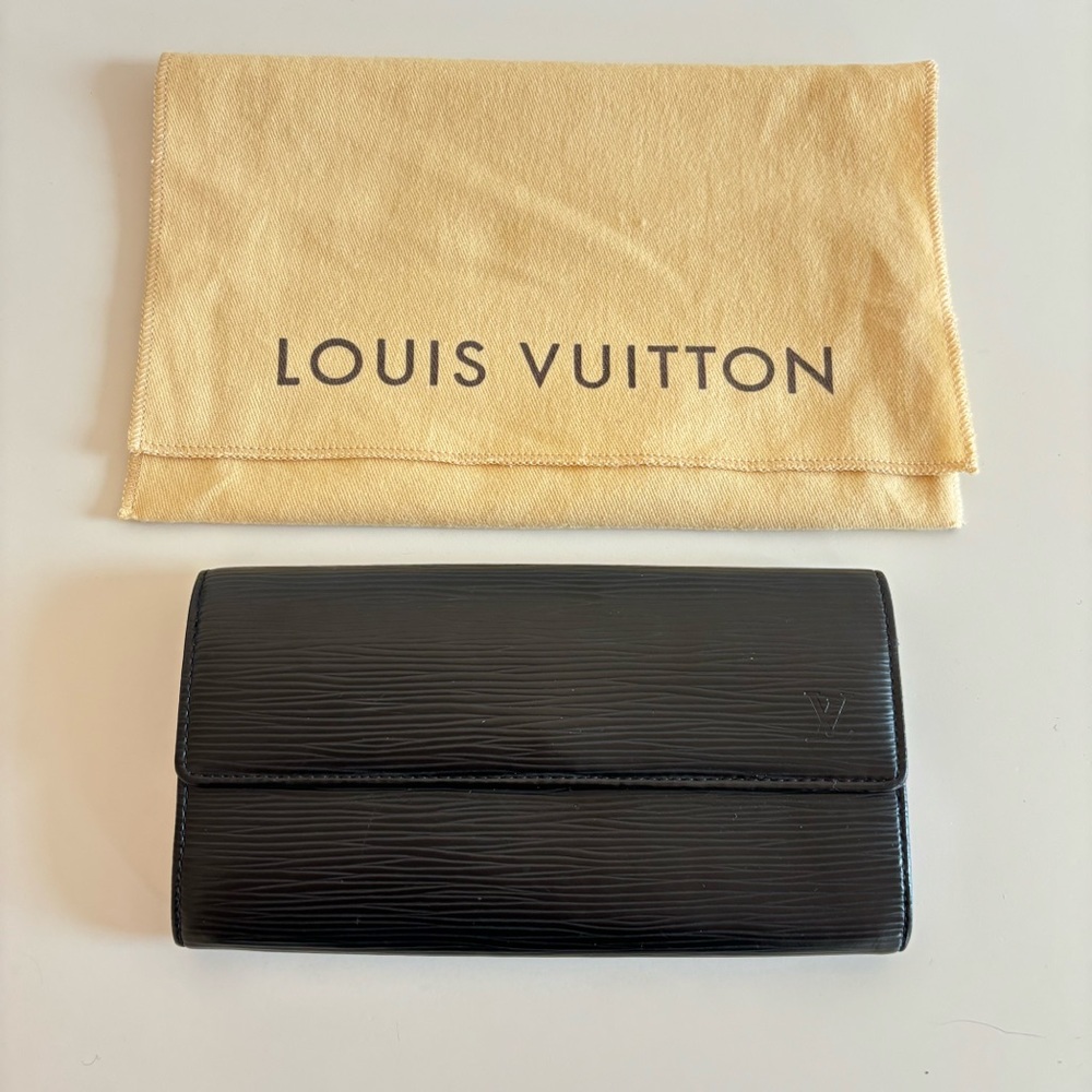 Louis Vuitton Black Epi Leather "Sarah" Wallet